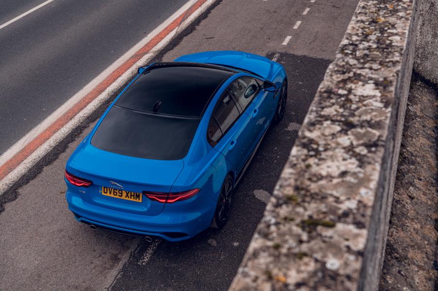  Jaguar XE R-Dynamic Reims Edition 2020 года  (UK) (фото 55 из 84)